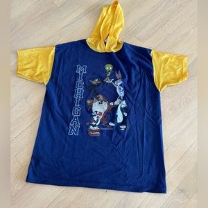 Vintage University of Michigan Looney Tunes tshirt